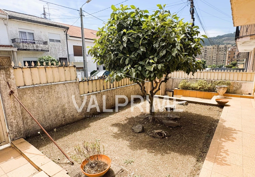 Moradia T4 para Venda em Valongo Foto 11
