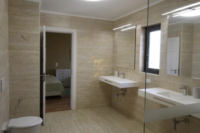 Apartamento T4 para Venda em Albufeira e Olhos de Água