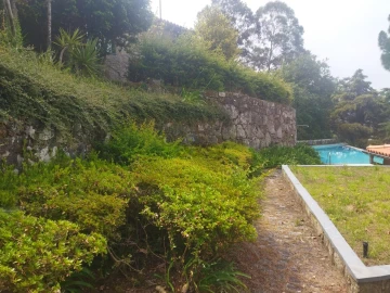 Moradia T4 para Venda em Loivo