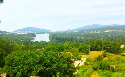 Moradia T4 para Venda em Loivo
