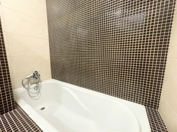 Moradia T4 para Venda em Loule (São Clemente)