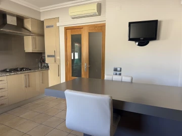 Moradia T4 para Venda em Loule (São Clemente)