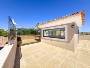 Moradia T4 para Venda em Loule (São Clemente)