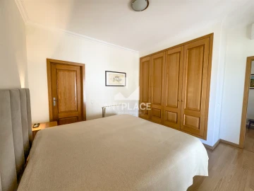 Moradia T4 para Venda em Loule (São Clemente)
