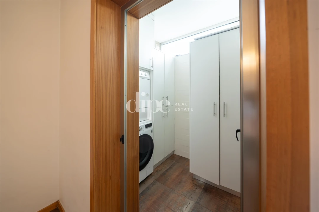 Apartamento T2 para Venda em Mesão Frio Foto 14