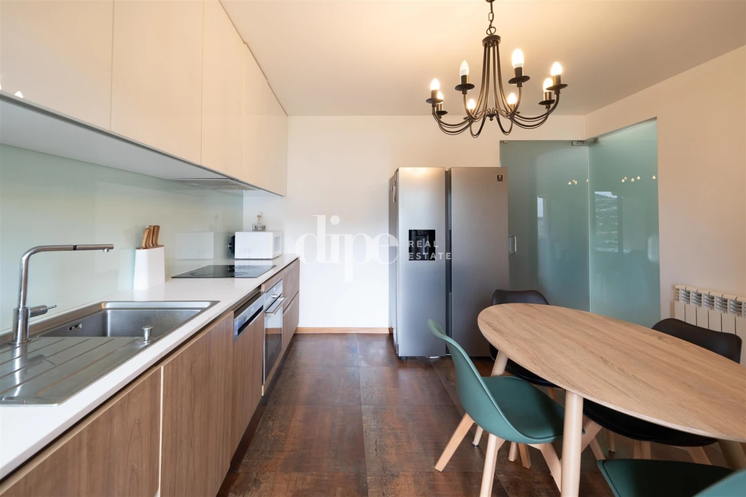 Apartamento T2 para Venda em Mesão Frio Foto 11
