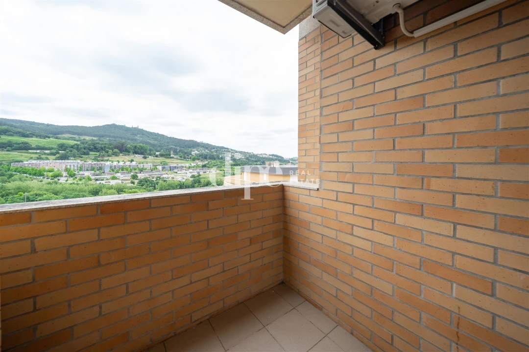 Apartamento T2 para Venda em Mesão Frio Foto 12