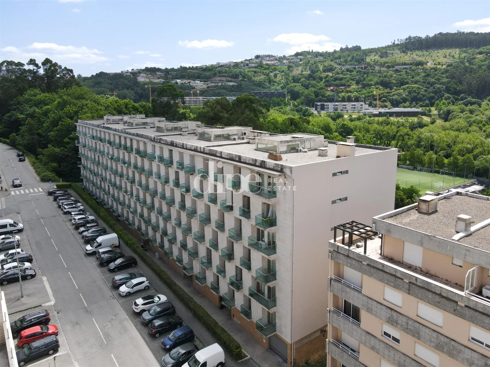 Apartamento T2 para Venda em Mesão Frio Foto 24