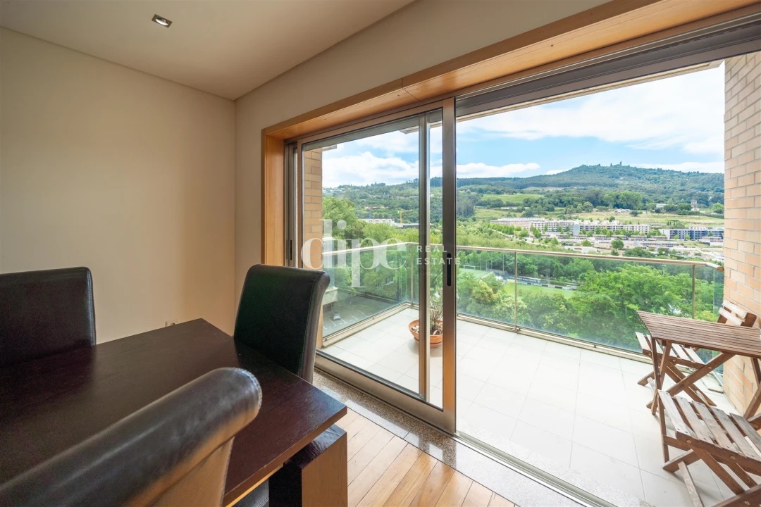 Apartamento T2 para Venda em Mesão Frio Foto 3