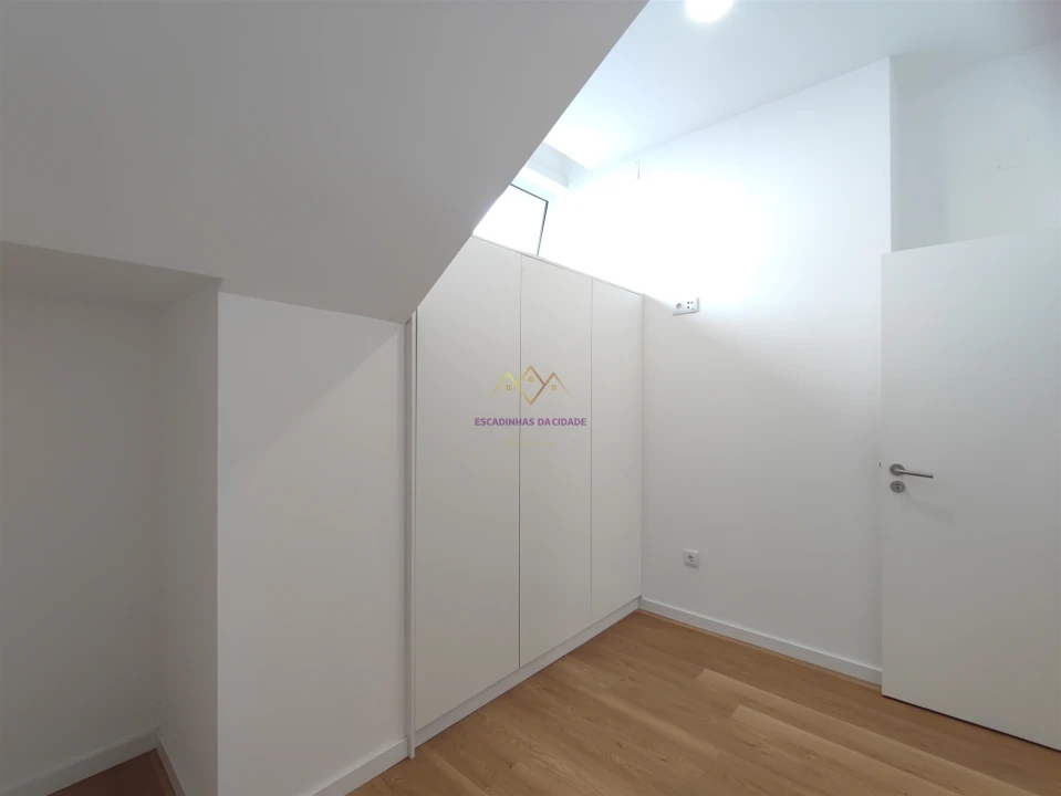Apartamento T3 para Venda em Odivelas Foto 7