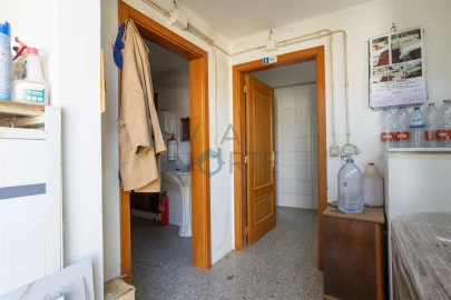Armazém para Venda em Alfandega da Fe