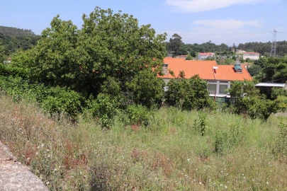 Terreno para Venda em Lordelo