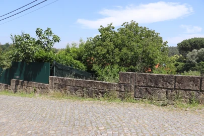 Terreno para Venda em Lordelo