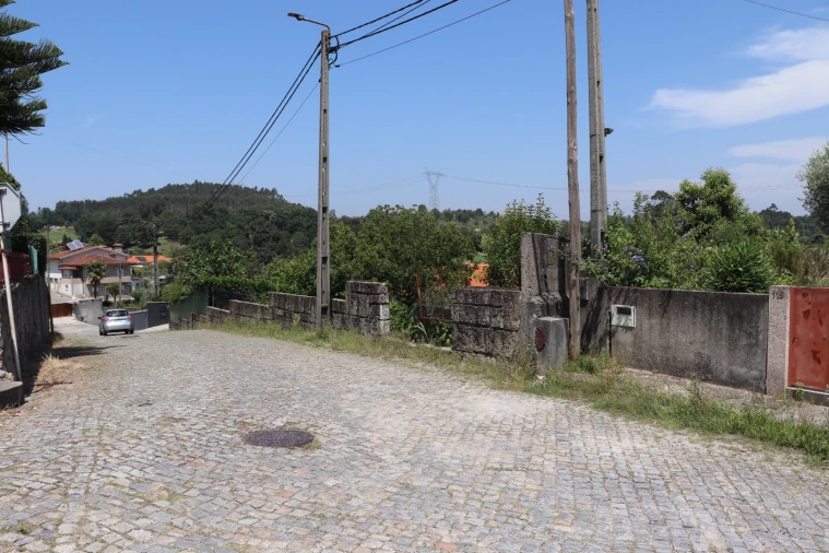 Terreno para Venda em Lordelo Foto 8