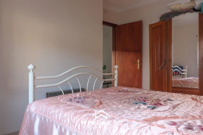 Moradia T2 para Venda em Nelas