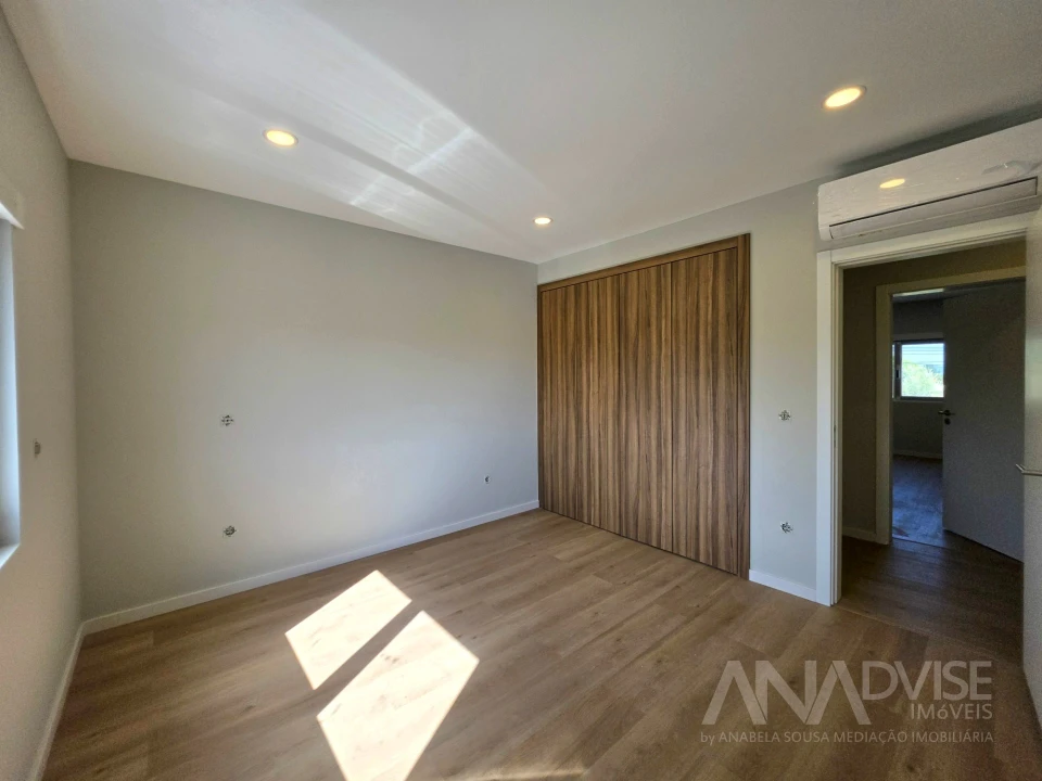 Apartamento T3 para Venda em Fragosela Foto 15