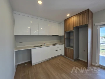 Apartamento T3 para Venda em Fragosela