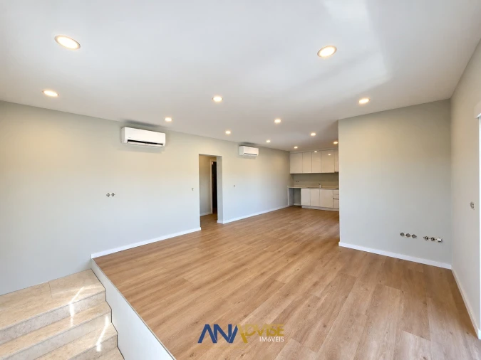 Apartamento T3 para Venda em Fragosela Foto 2