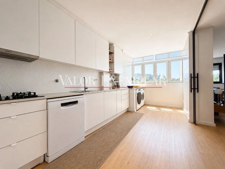 Apartamento T2 para Venda em Olivais Foto 4