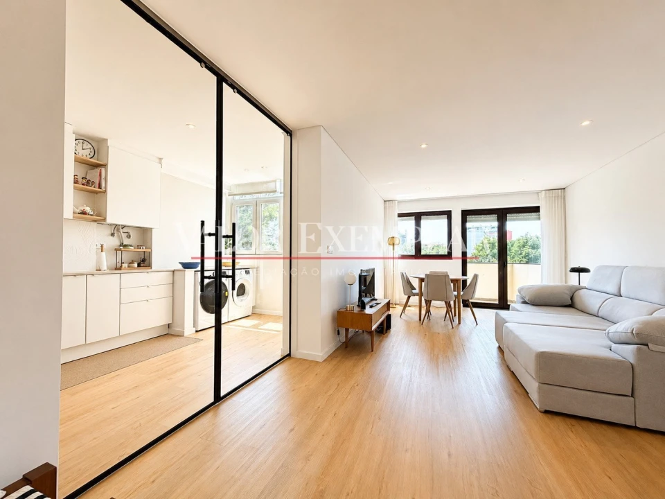 Apartamento T2 para Venda em Olivais Foto 1