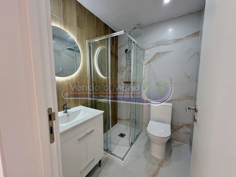Apartamento T2 para Venda em Queluz e Belas Foto 15