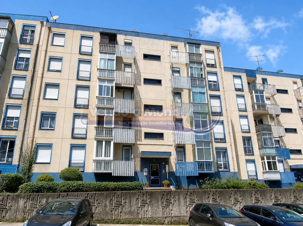 Apartamento T4 para Venda em Santo António dos Cavaleiros e Frielas Foto 16