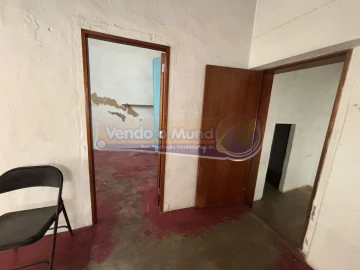 Moradia T2 para Venda em Mora