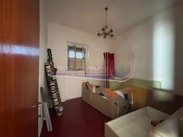 Moradia T2 para Venda em Mora