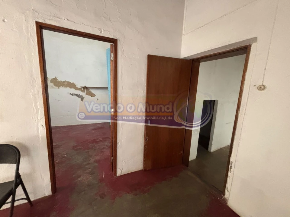 Moradia T2 para Venda em Mora Foto 19