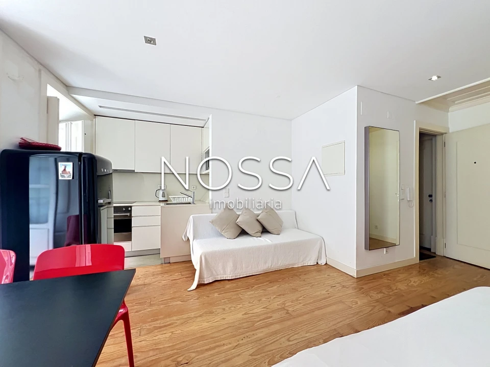 Apartamento T0 para Venda em Misericórdia Foto 13