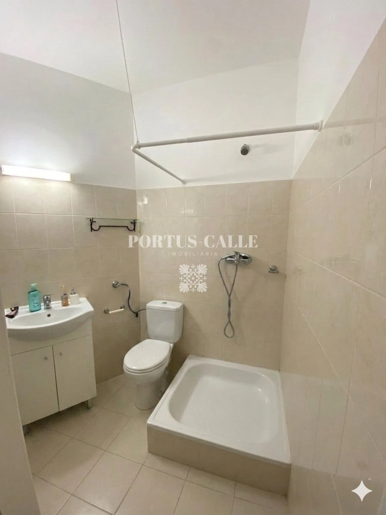 Apartamento T2 para Venda em Macedo de Cavaleiros Foto 6