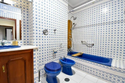Apartamento T5 para Venda em Espinho