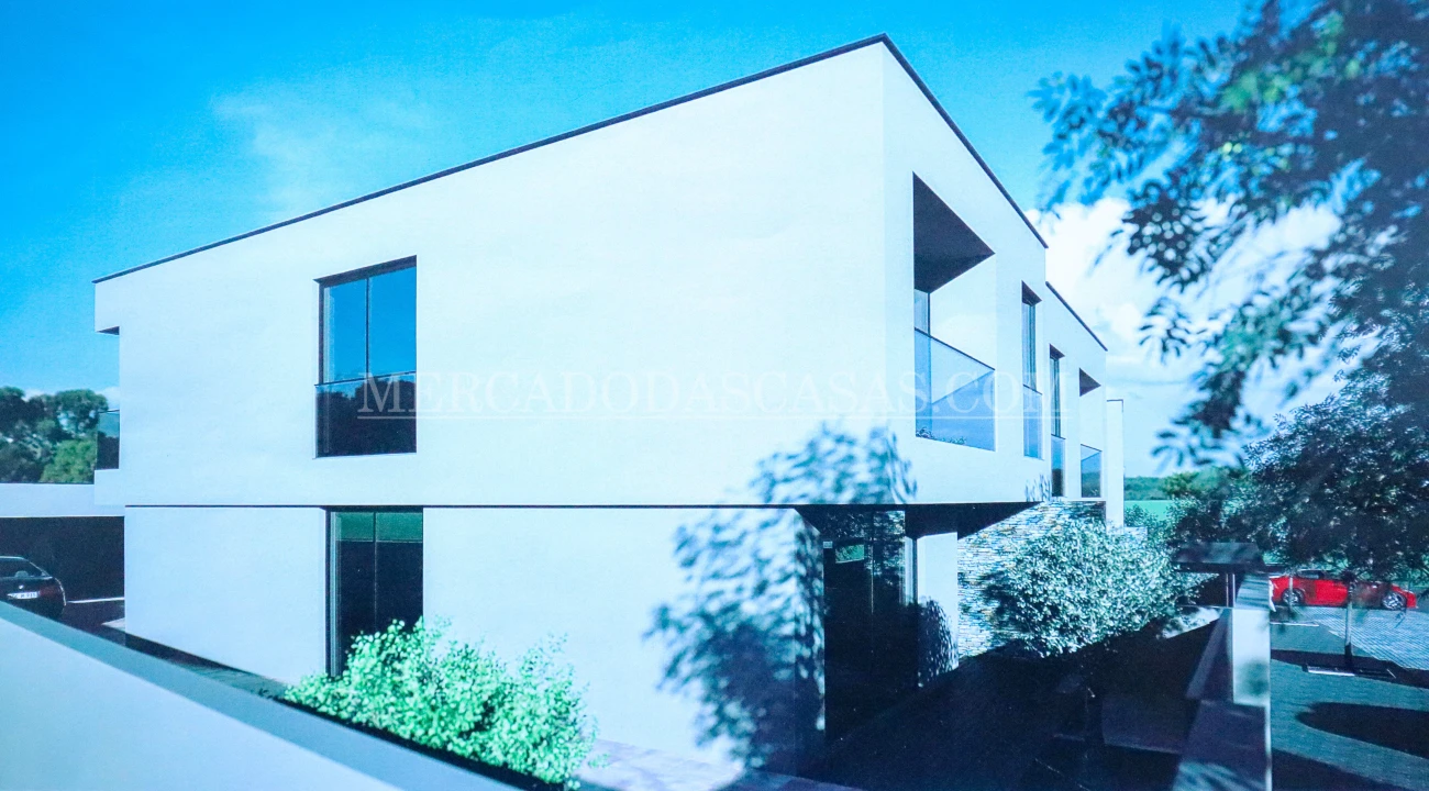 Moradia T3 para Venda em Paços de Brandão Foto 18