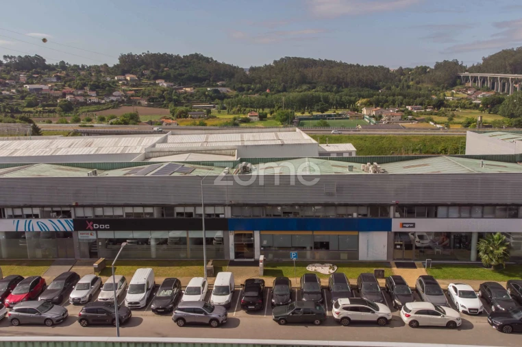 Terreno Comércio / Armazém para Venda em Sequeira Foto 15