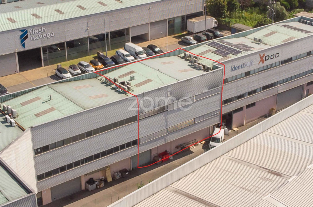 Terreno Comércio / Armazém para Venda em Sequeira Foto 4