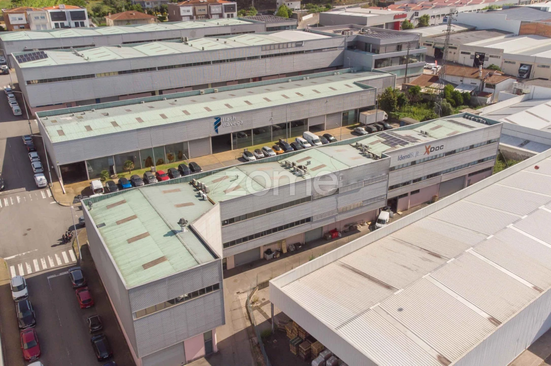 Terreno Comércio / Armazém para Venda em Sequeira Foto 5