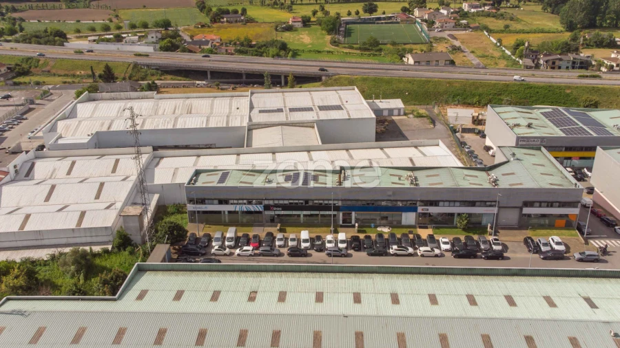 Terreno Comércio / Armazém para Venda em Sequeira