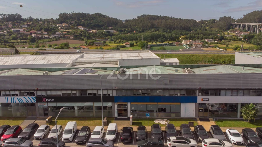 Terreno Comércio / Armazém para Venda em Sequeira