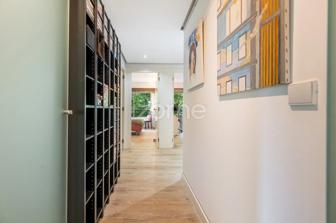 Apartamento T4 para Venda em Lordelo do Ouro e Massarelos Foto 23