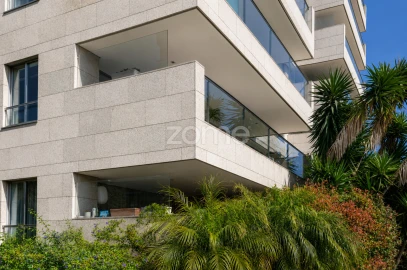 Apartamento T4 para Venda em Lordelo do Ouro e Massarelos