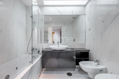 Apartamento T4 para Venda em Lordelo do Ouro e Massarelos