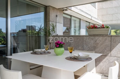 Apartamento T4 para Venda em Lordelo do Ouro e Massarelos