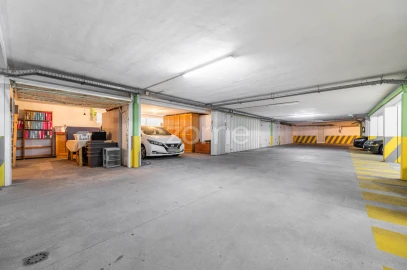 Apartamento T4 para Venda em Lordelo do Ouro e Massarelos