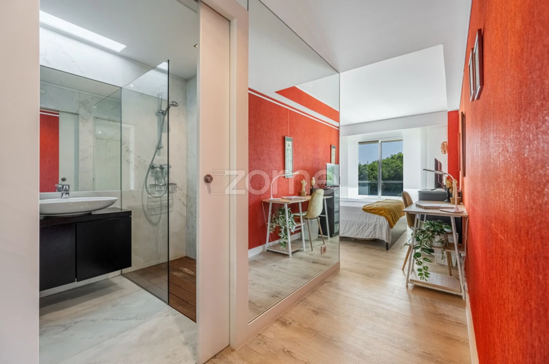 Apartamento T4 para Venda em Lordelo do Ouro e Massarelos Foto 19