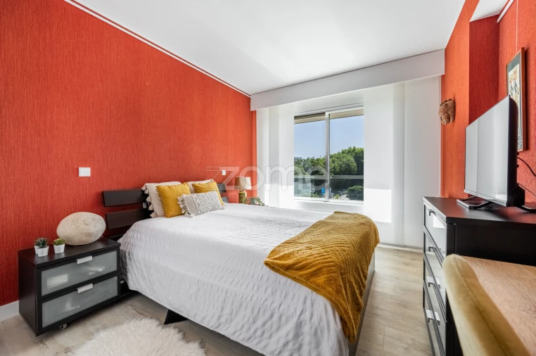 Apartamento T4 para Venda em Lordelo do Ouro e Massarelos Foto 20