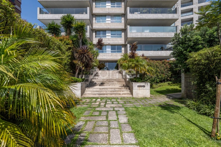 Apartamento T4 para Venda em Lordelo do Ouro e Massarelos Foto 4