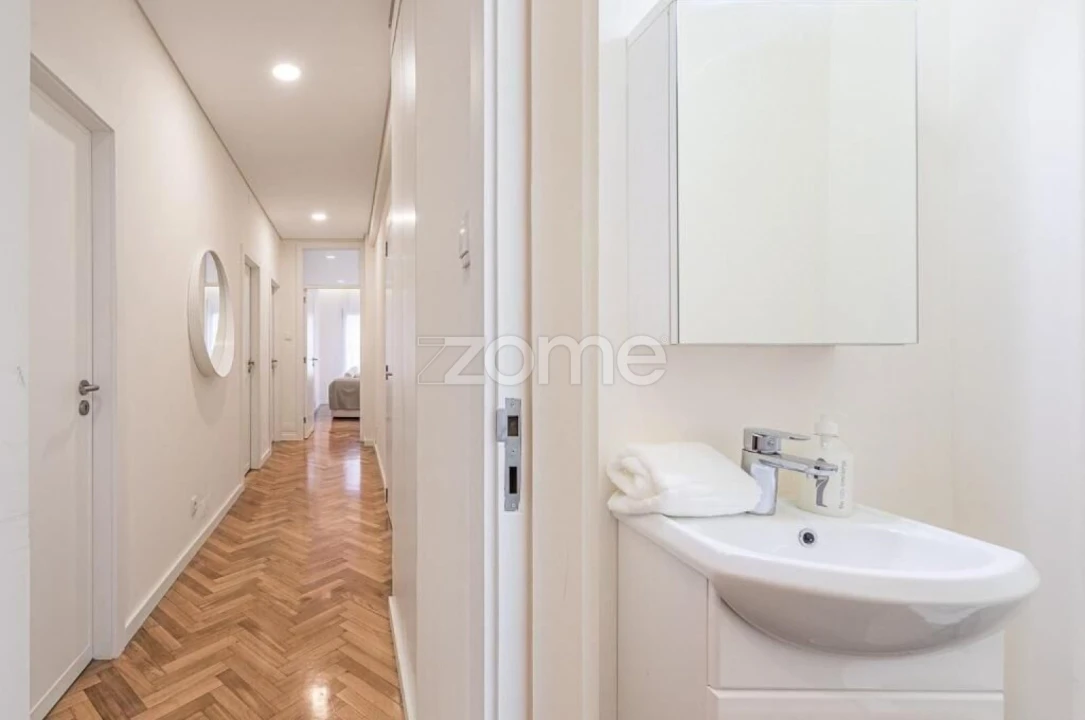 Apartamento T3 para Venda em Cedofeita, Santo Ildefonso, Sé, Miragaia, São Nicolau e Vitória Foto 21