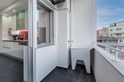 Apartamento T3 para Venda em Cedofeita, Santo Ildefonso, Sé, Miragaia, São Nicolau e Vitória