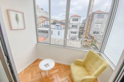 Apartamento T3 para Venda em Cedofeita, Santo Ildefonso, Sé, Miragaia, São Nicolau e Vitória