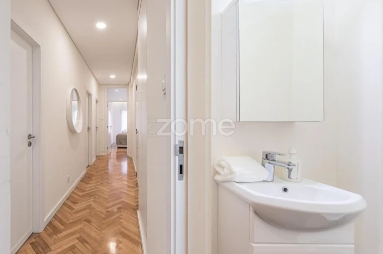 Apartamento T3 para Venda em Cedofeita, Santo Ildefonso, Sé, Miragaia, São Nicolau e Vitória Foto 21